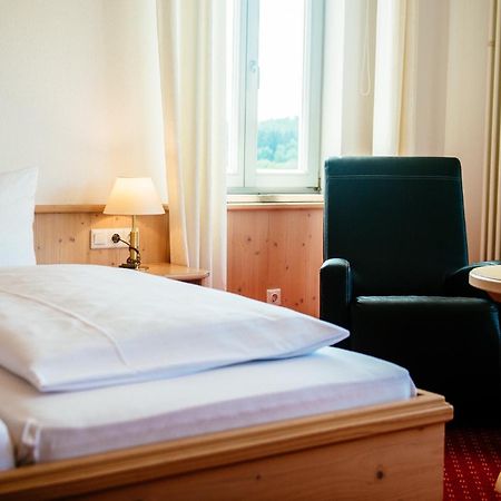 Deutenhof Hotel, Restaurant & Veranstaltung Bad Abbach Bagian luar foto