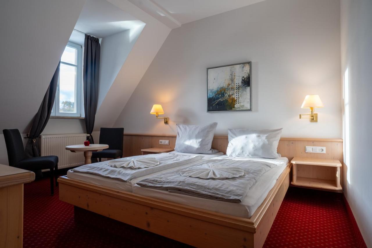 Deutenhof Hotel, Restaurant & Veranstaltung Bad Abbach Bagian luar foto